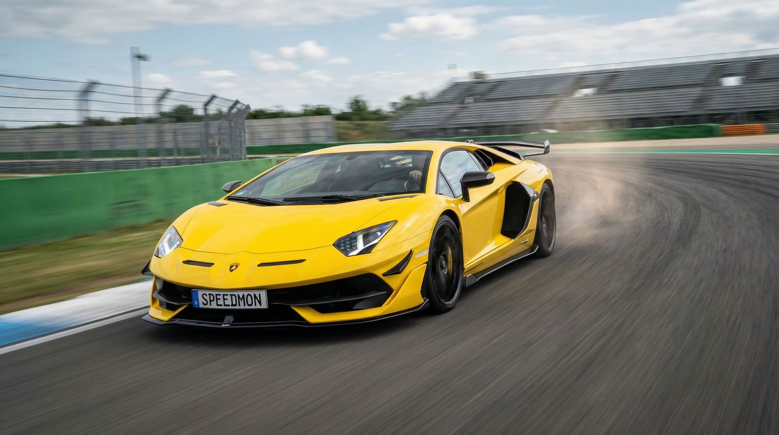 淫荡猫视频 - 超级跑车赛道视频